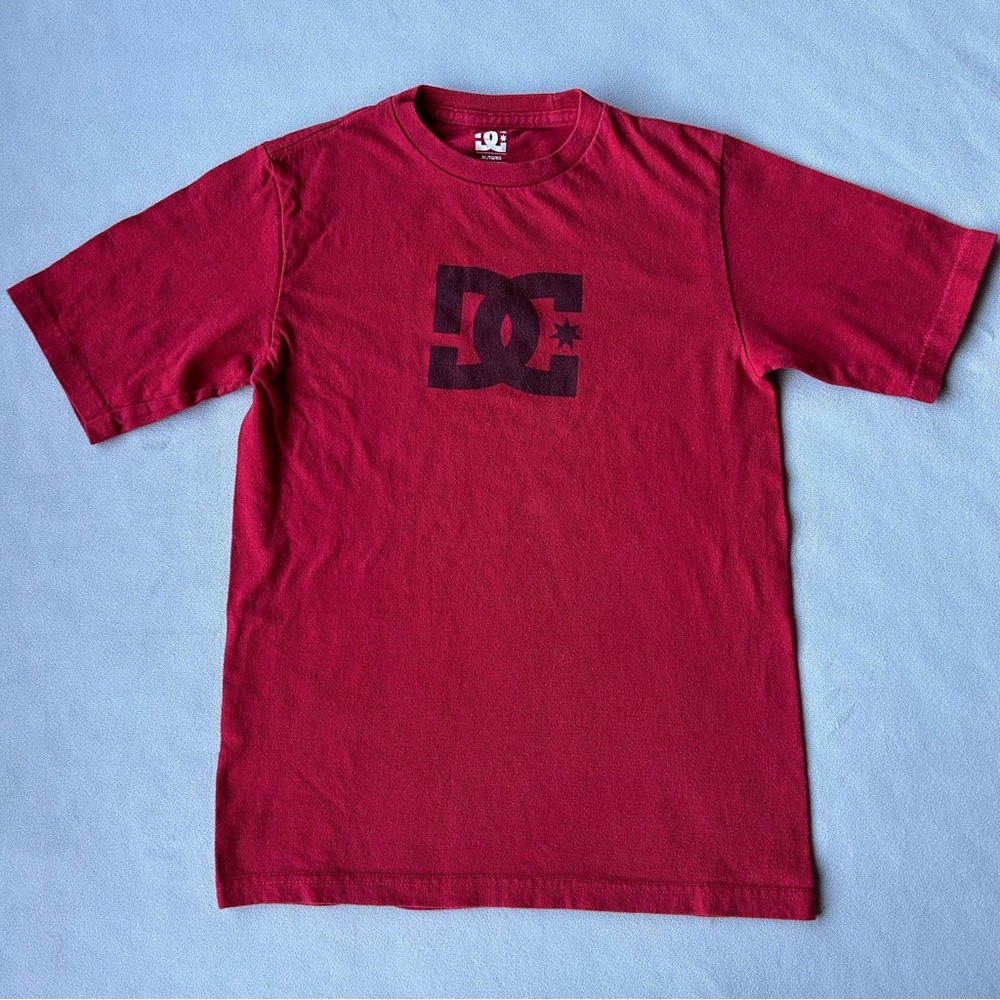 DC ~ Red Tee ~ Boys Size XL